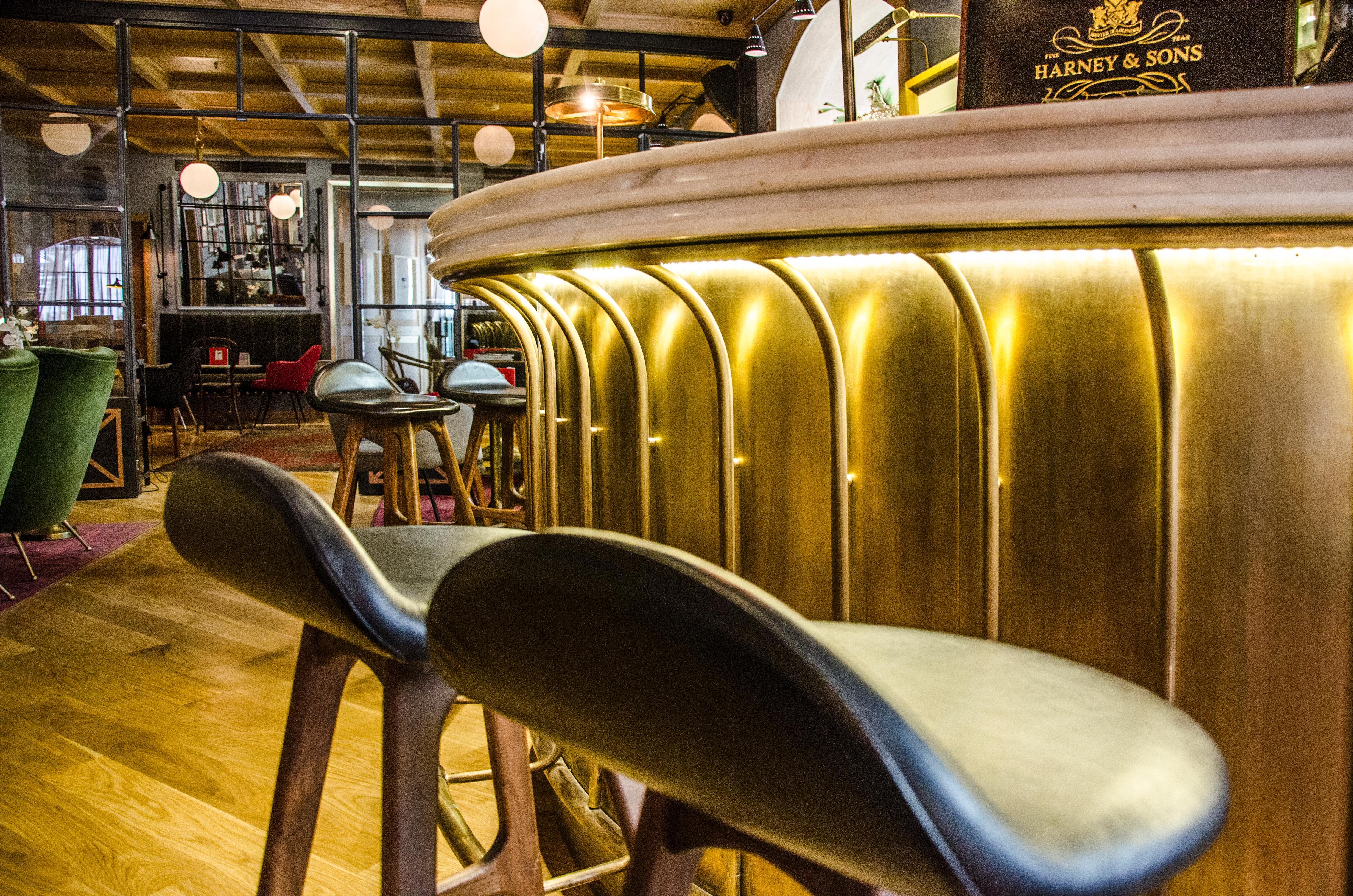 Browns Central Hotel — Photos 1